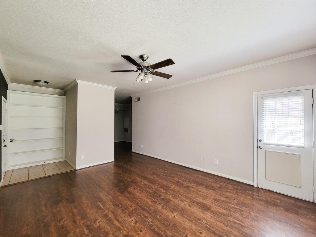 2255 Braeswood Park - Photo 10