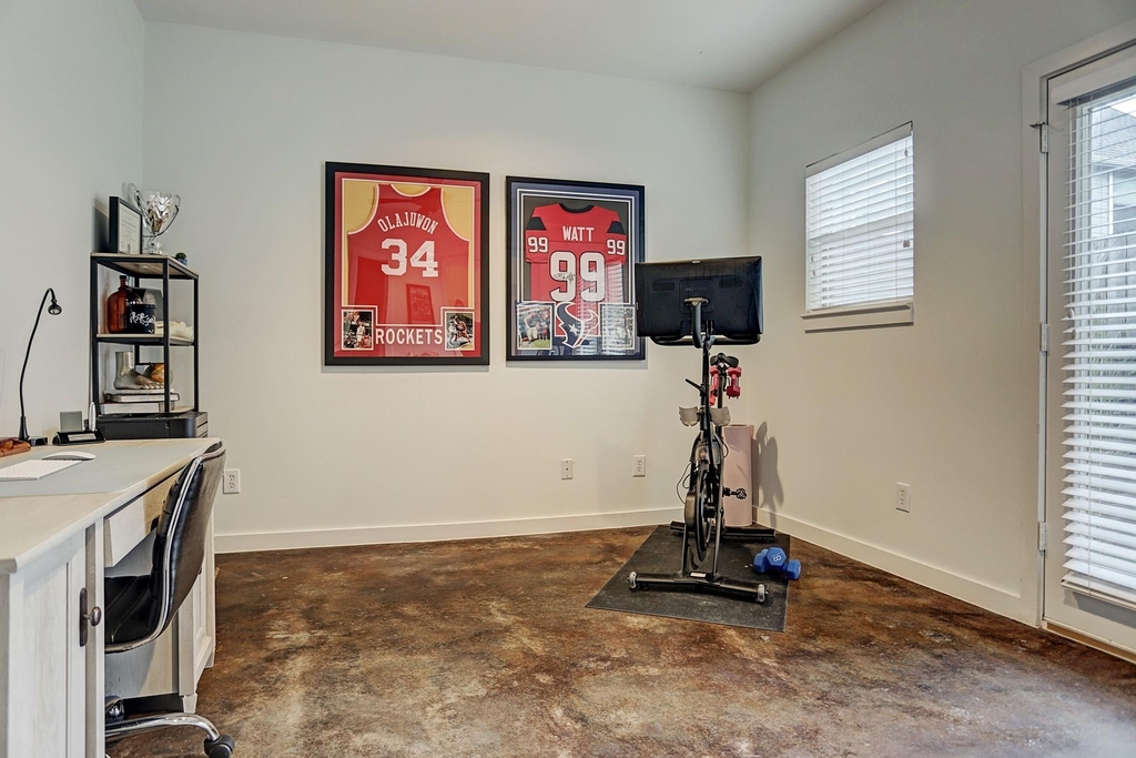 5334 Darling Street - Photo 4
