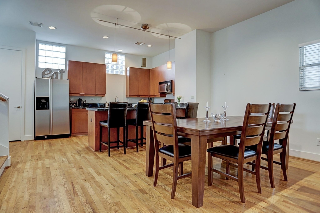 5334 Darling Street - Photo 11