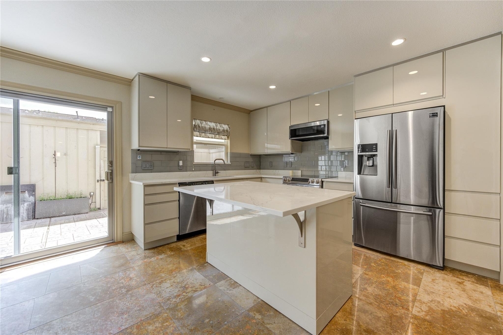 6337 Briar Rose Drive - Photo 10