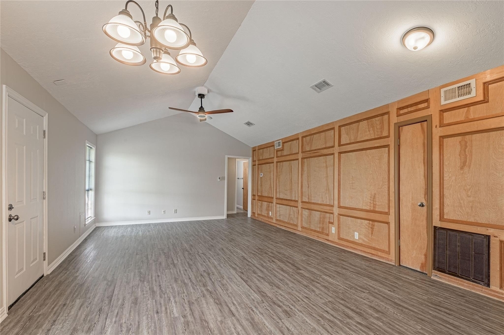 610 Normal Park Drive - Photo 6