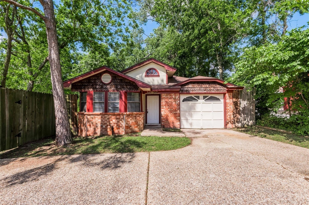 610 Normal Park Drive - Photo 0