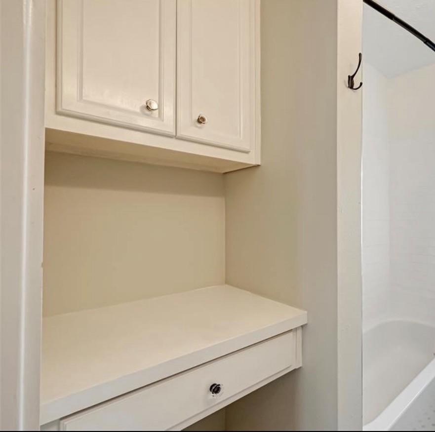 1721 Airline Drive - Photo 27