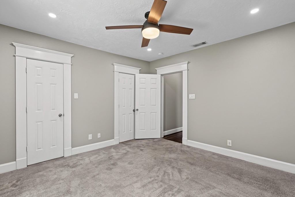 1721 Airline Drive - Photo 18