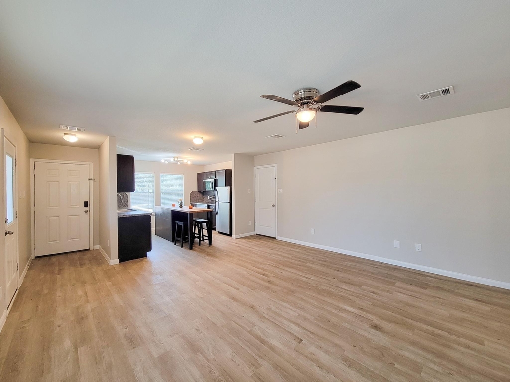 20 Carol Court - Photo 1