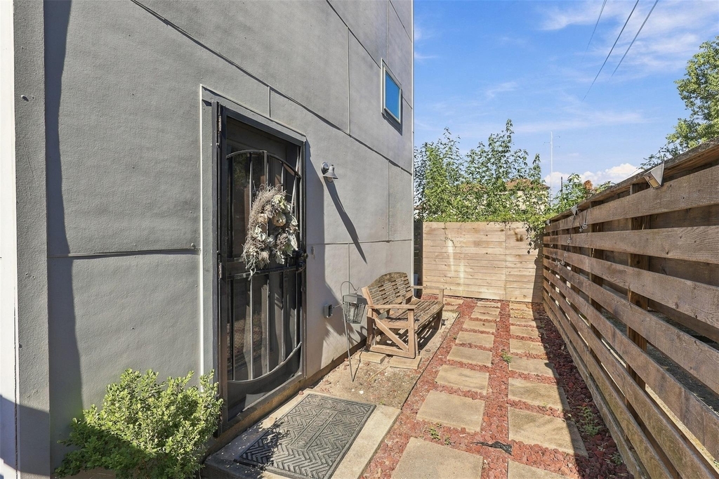 2903 Blodgett Street - Photo 22