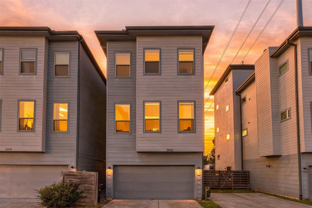 2903 Blodgett Street - Photo 0