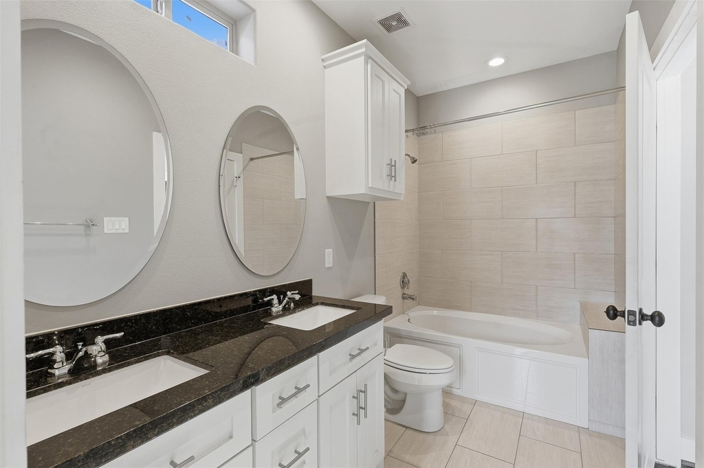 2903 Blodgett Street - Photo 18