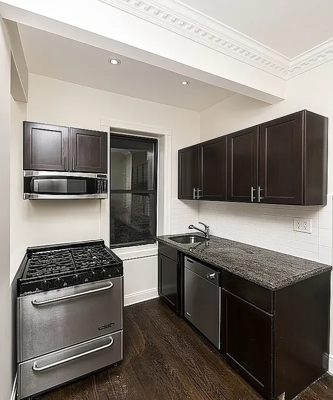 332 East 71st Street - Photo 1