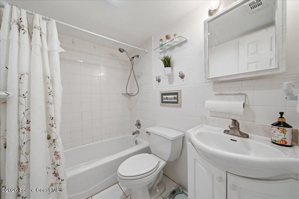 5600 N Banana River Boulevard - Photo 18
