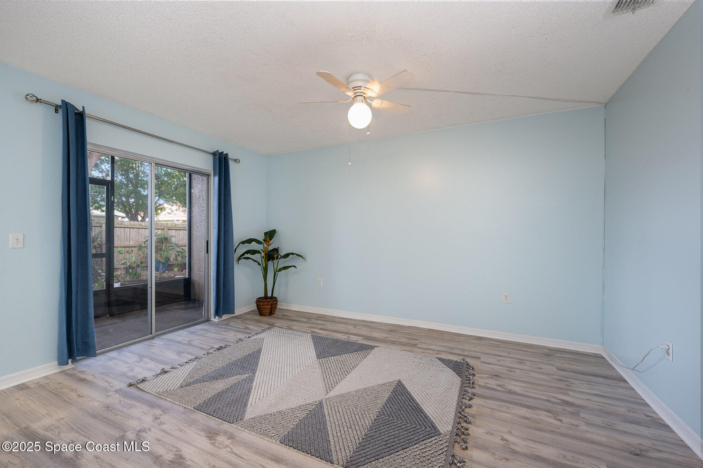 130 Summer Place - Photo 3