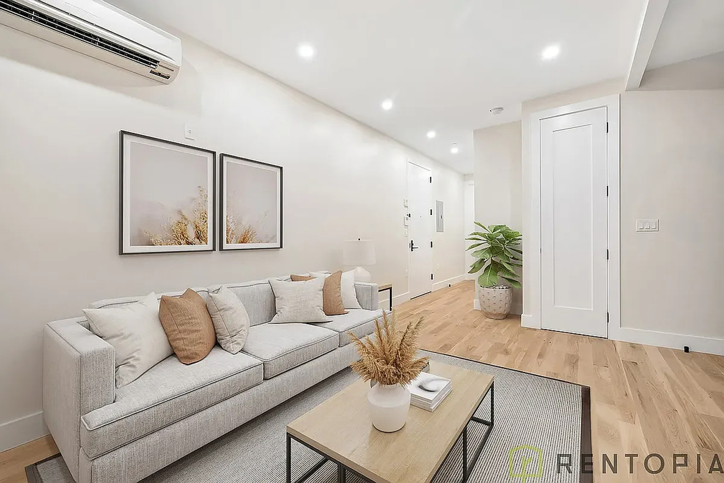272 1st Street #5B - Photo 0