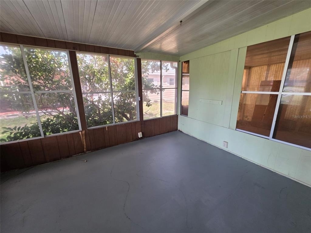 8453 Highpoint Boulevard - Photo 20