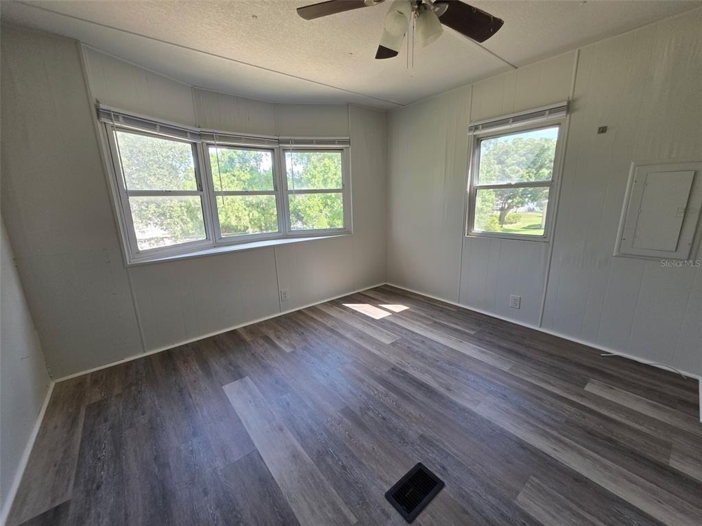 8453 Highpoint Boulevard - Photo 13