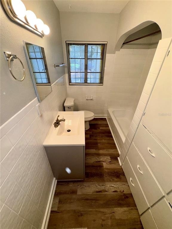 2318 4th Street S - Photo 9
