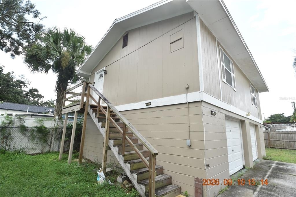 907 E Patterson Street - Photo 1
