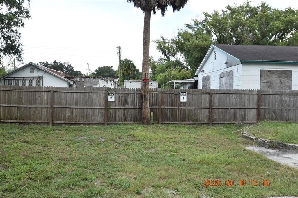 907 E Patterson Street - Photo 2