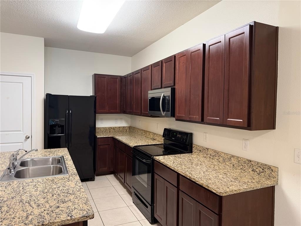 8982 Indigo Trail Loop - Photo 6
