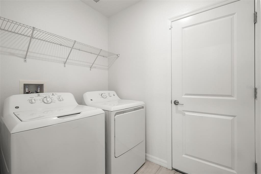 2562 Leonia Lane - Photo 9
