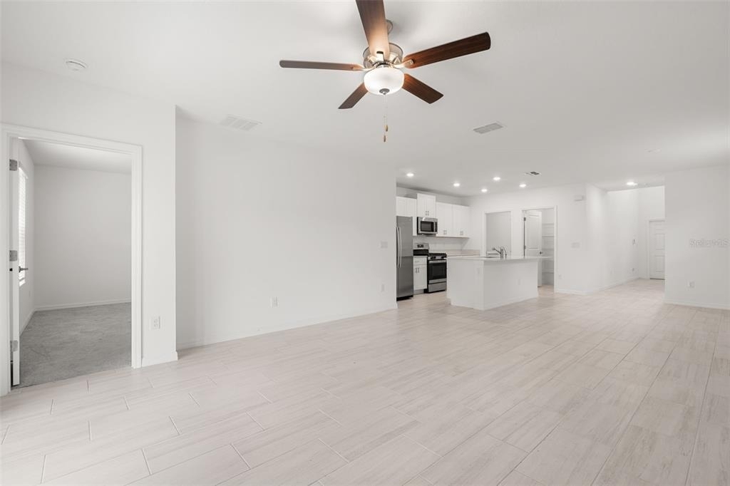 2562 Leonia Lane - Photo 6