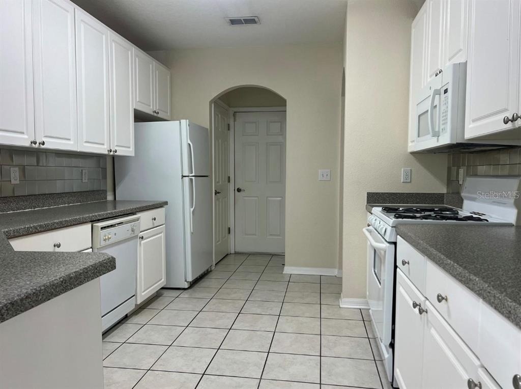5905 Wrenwater Drive - Photo 10