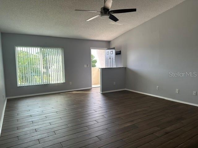 2597 Countryside Boulevard - Photo 3