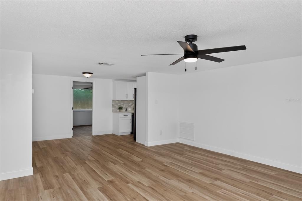 5644 Berlin Drive - Photo 4
