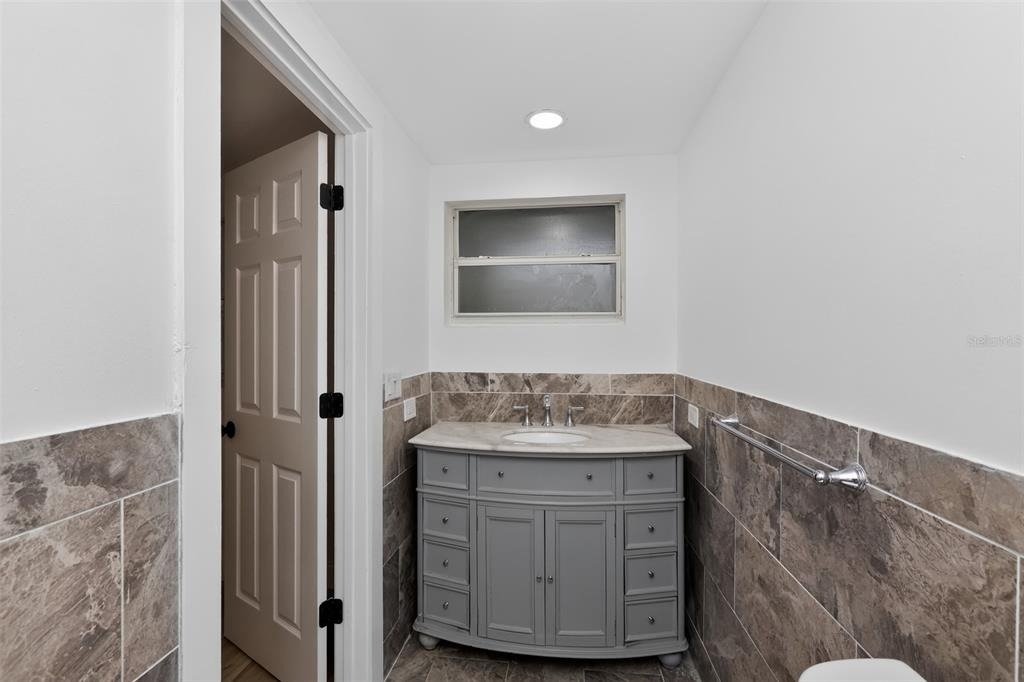 5644 Berlin Drive - Photo 18