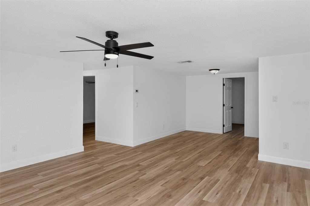5644 Berlin Drive - Photo 2
