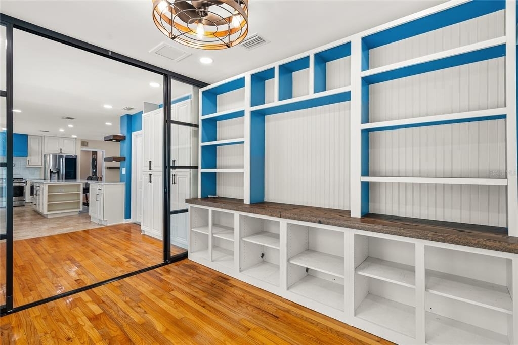404 S West Shore Boulevard - Photo 7