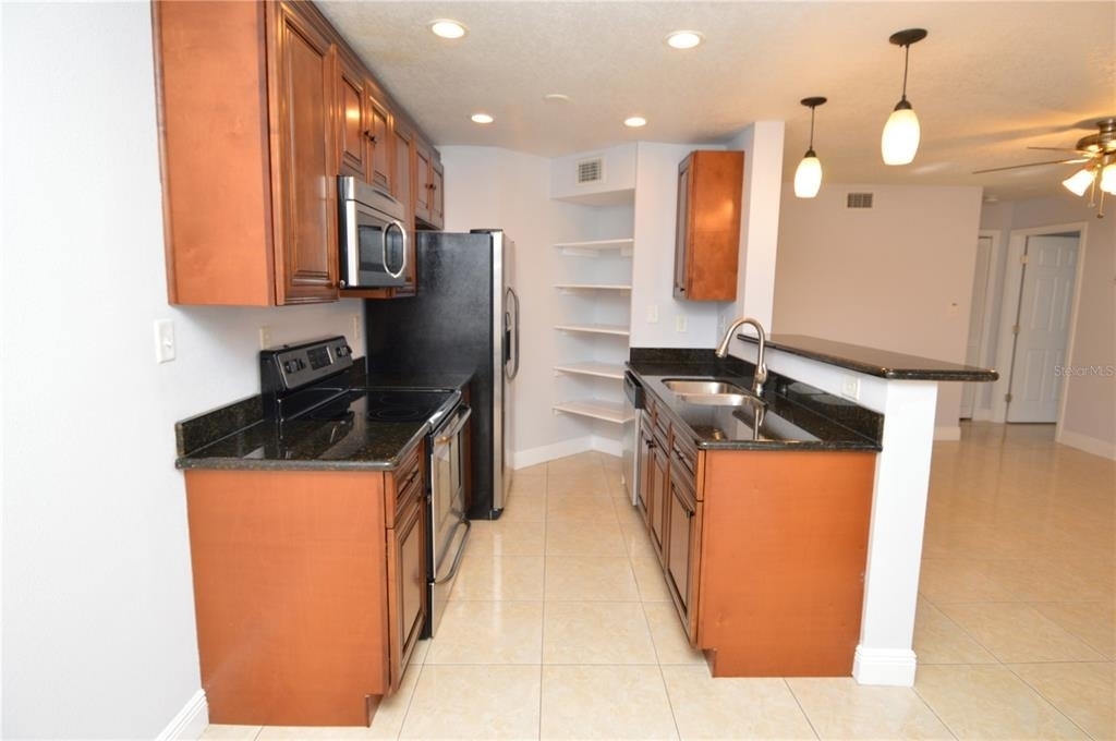 8647 Mallard Reserve Drive - Photo 11