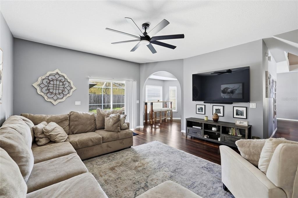 11235 Clayridge Drive - Photo 10