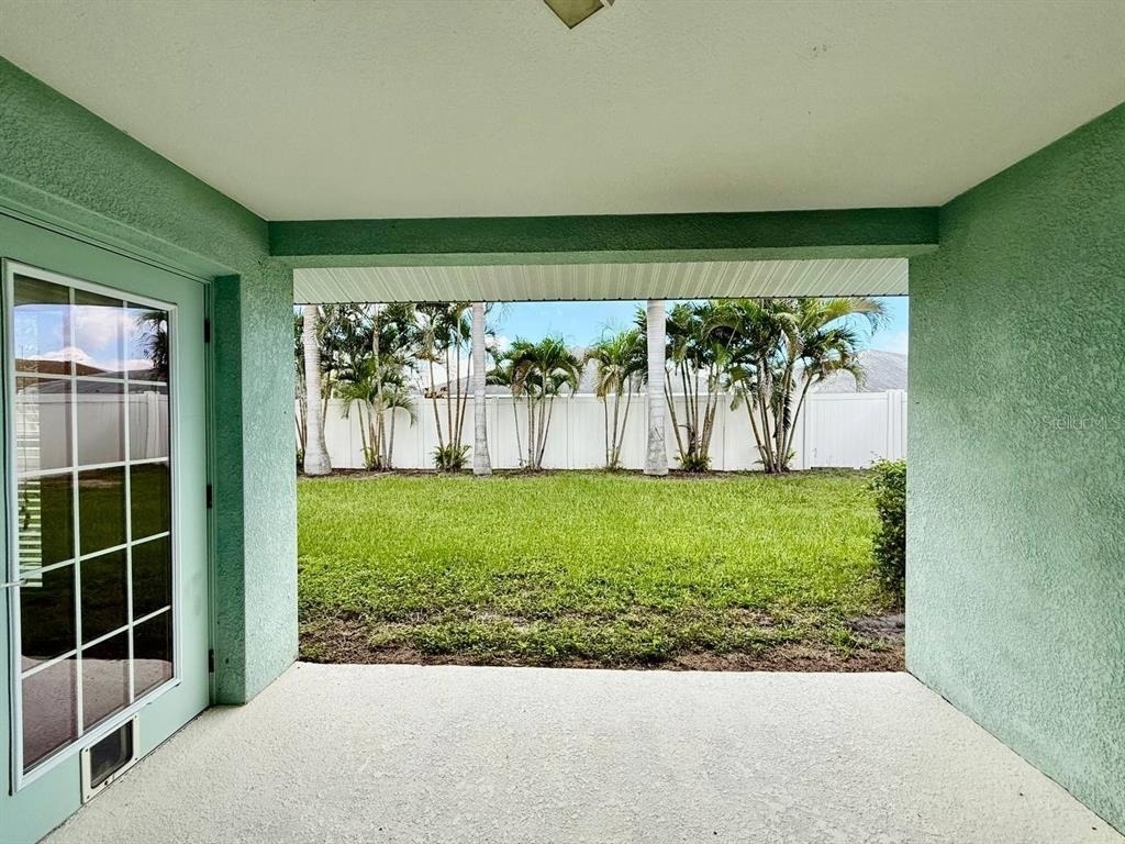 1914 Peaceful Palm Street - Photo 39