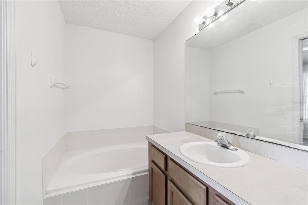 571 Shoreham Court Ne - Photo 44