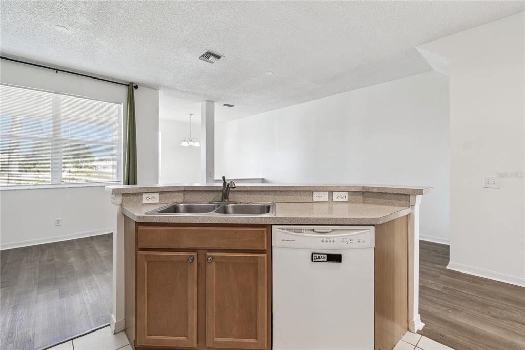 571 Shoreham Court Ne - Photo 27