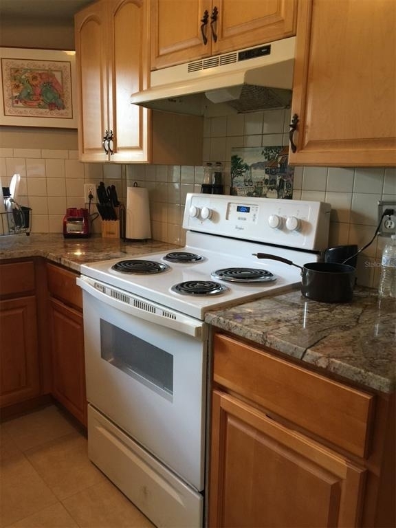 7093 Brentford Road - Photo 3