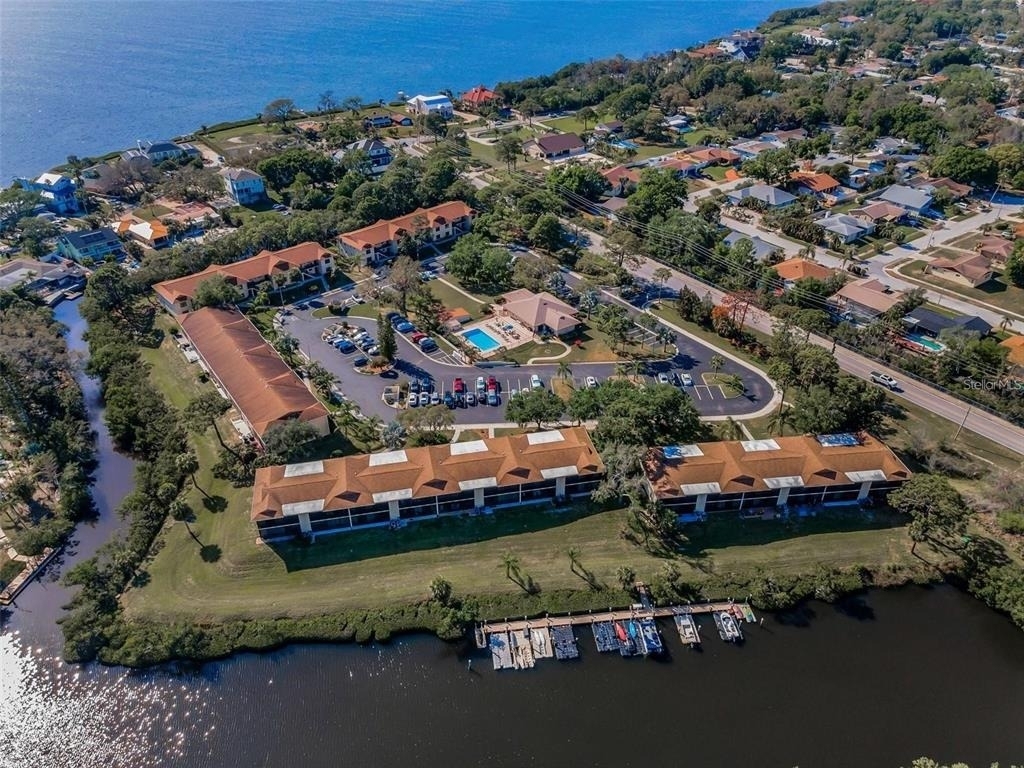 1613 Seascape Circle - Photo 0