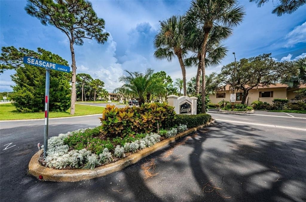 1613 Seascape Circle - Photo 1