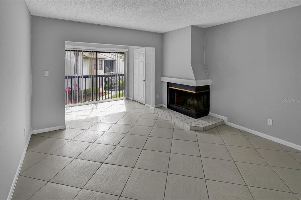 1918 Pelican Landing Boulevard - Photo 7