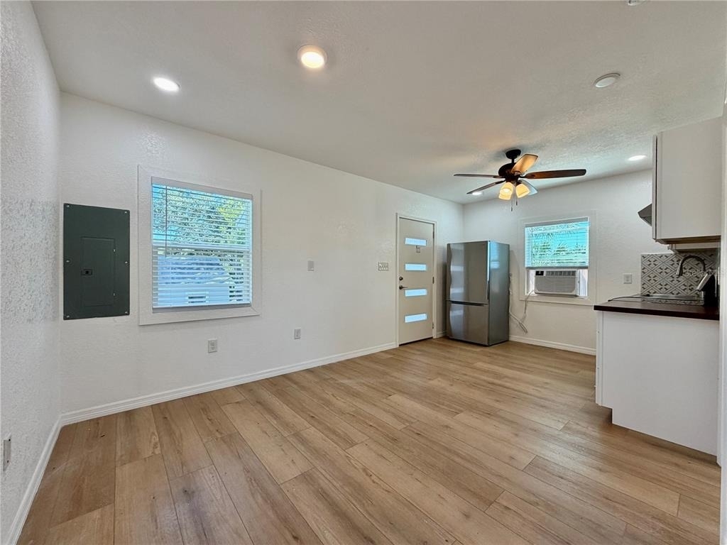 3827 2nd Avenue N - Photo 4