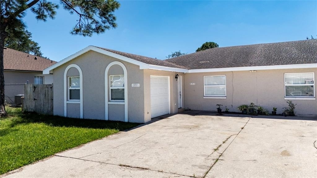 571 Imperial Place - Photo 3