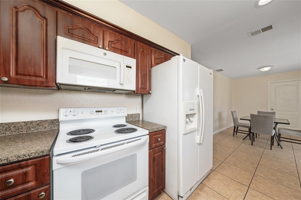 571 Imperial Place - Photo 6