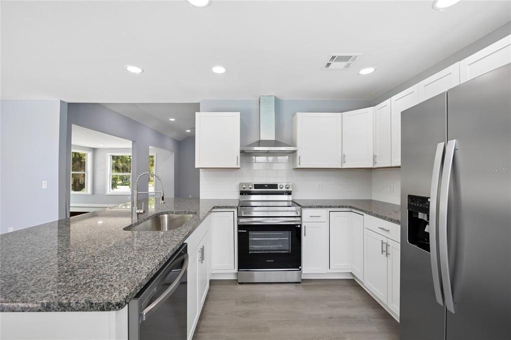 1326 East Avenue - Photo 10