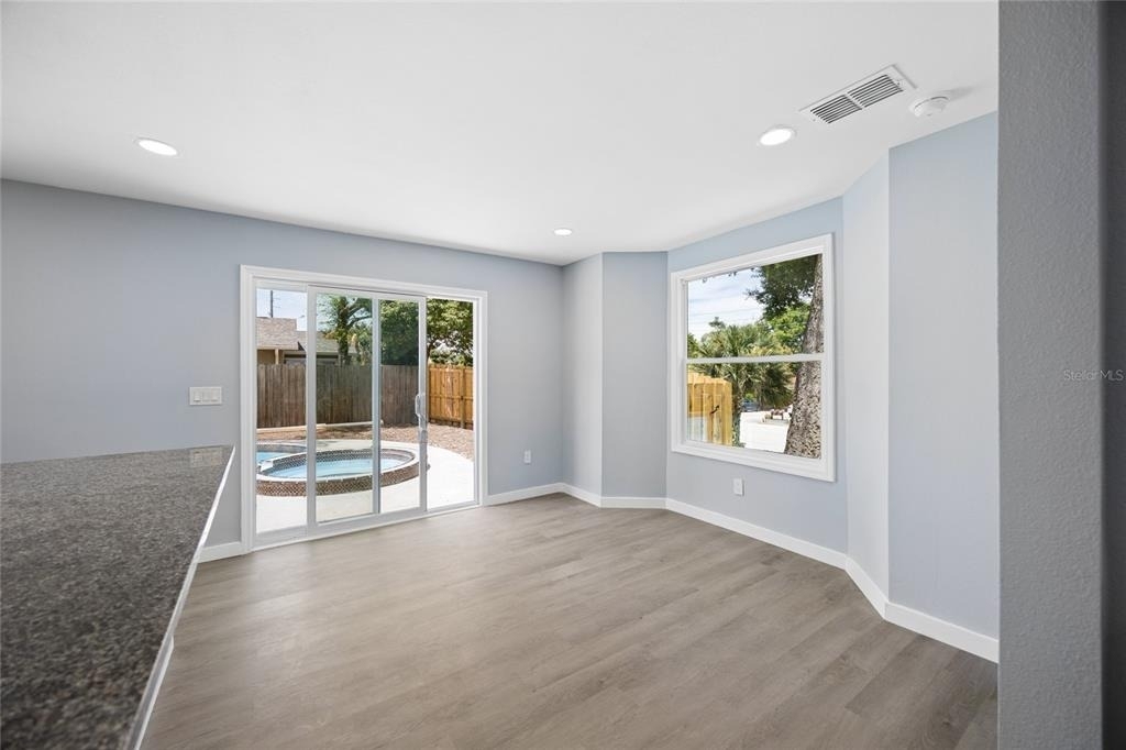 1326 East Avenue - Photo 8