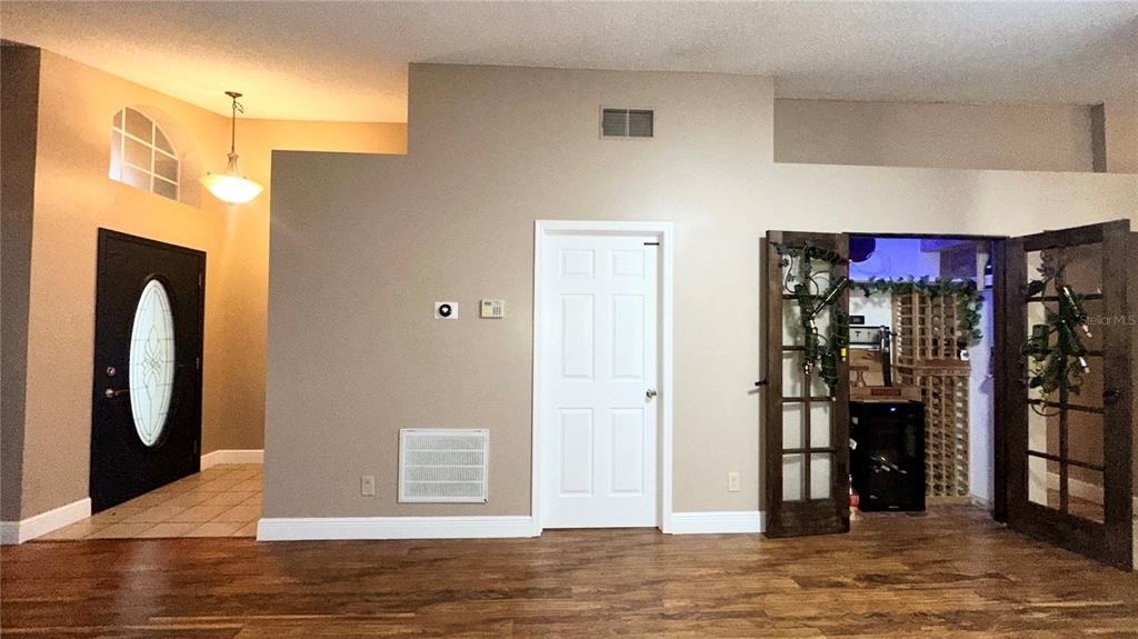 8636 Fort Jefferson Boulevard - Photo 5