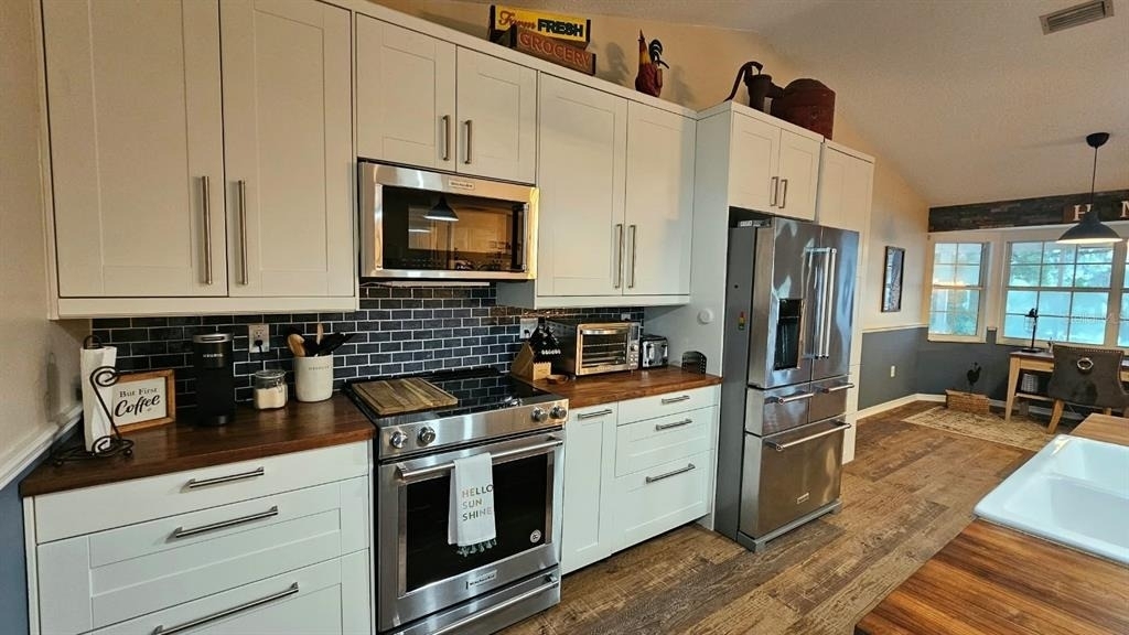 36236 Mary Ellen Street - Photo 9