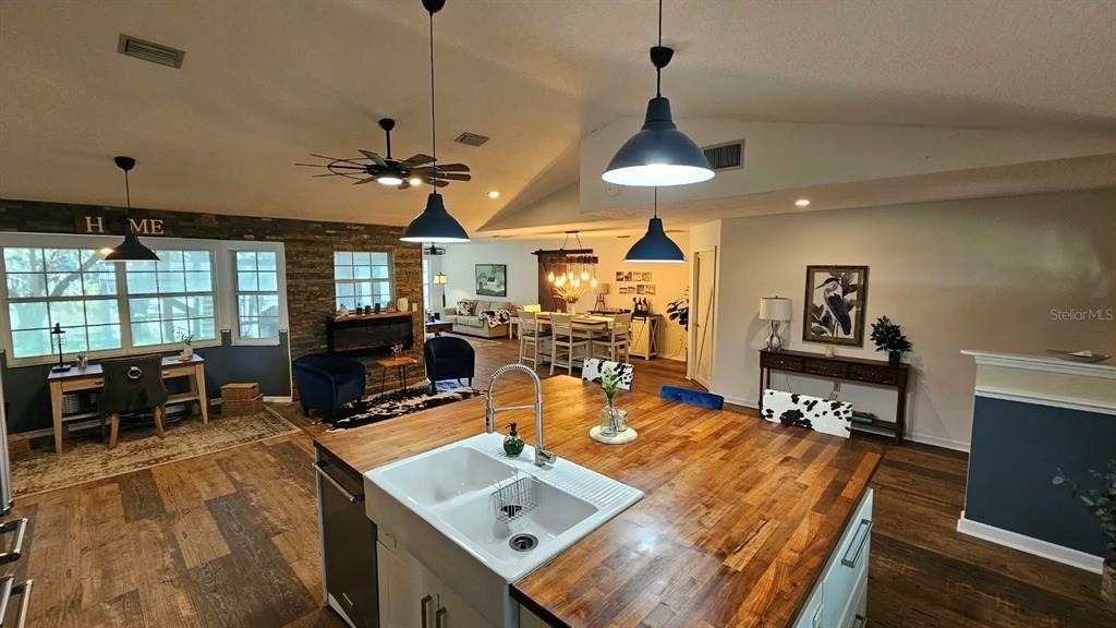 36236 Mary Ellen Street - Photo 6