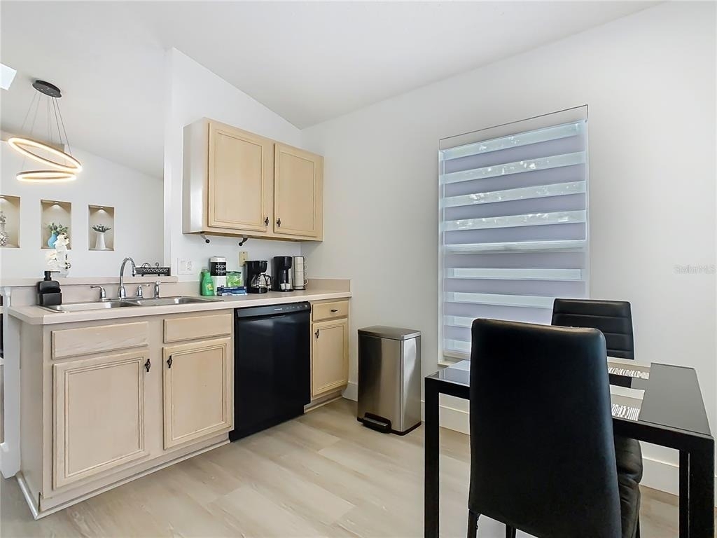 1510 Chapman Oak Court - Photo 18