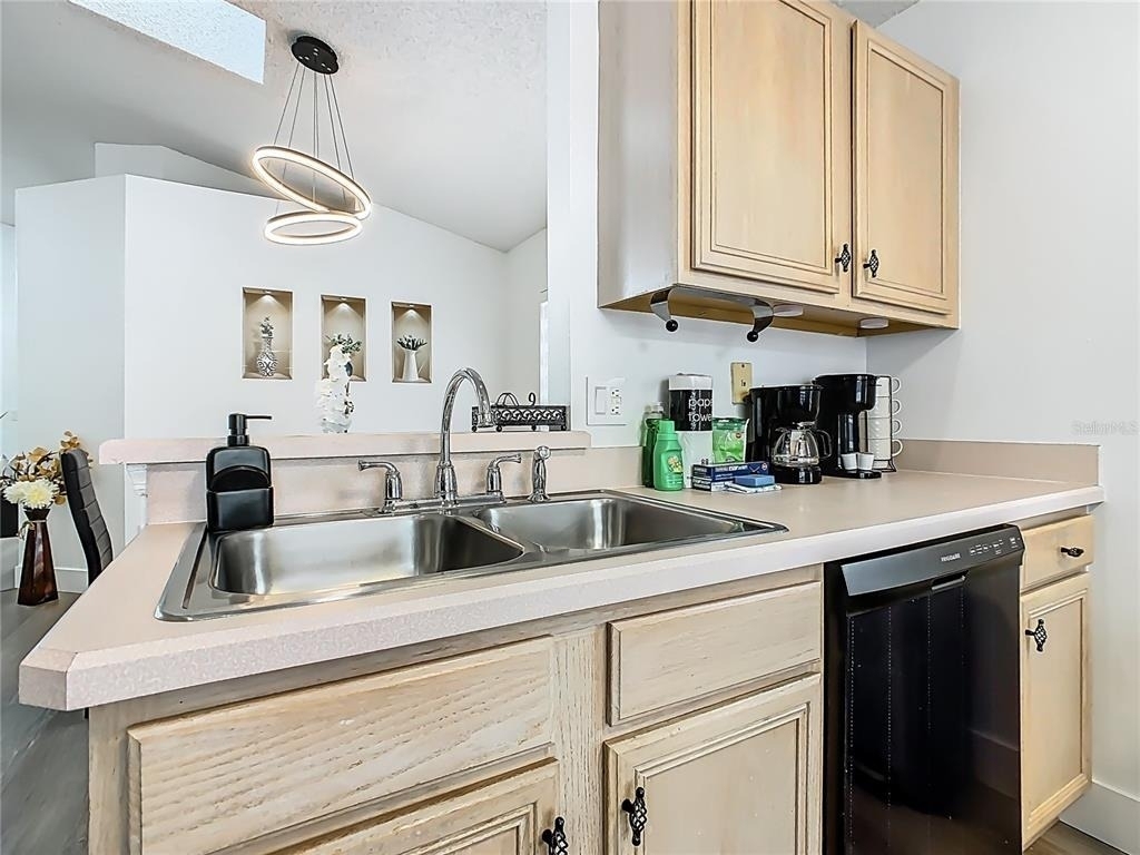 1510 Chapman Oak Court - Photo 16