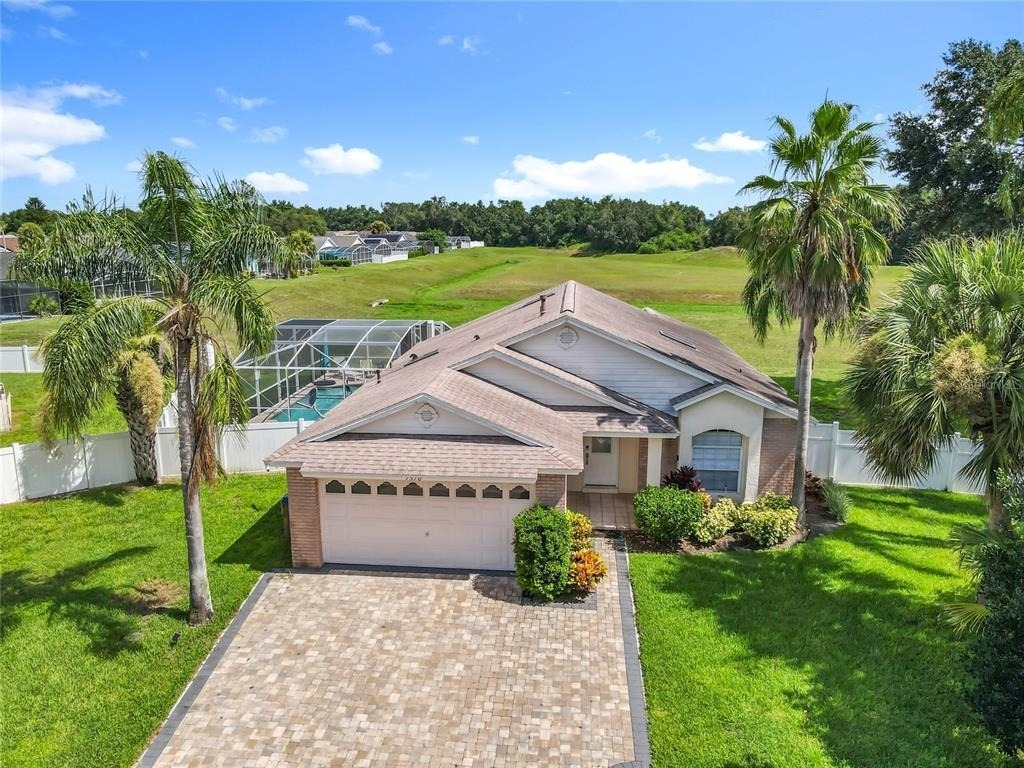 1510 Chapman Oak Court - Photo 3